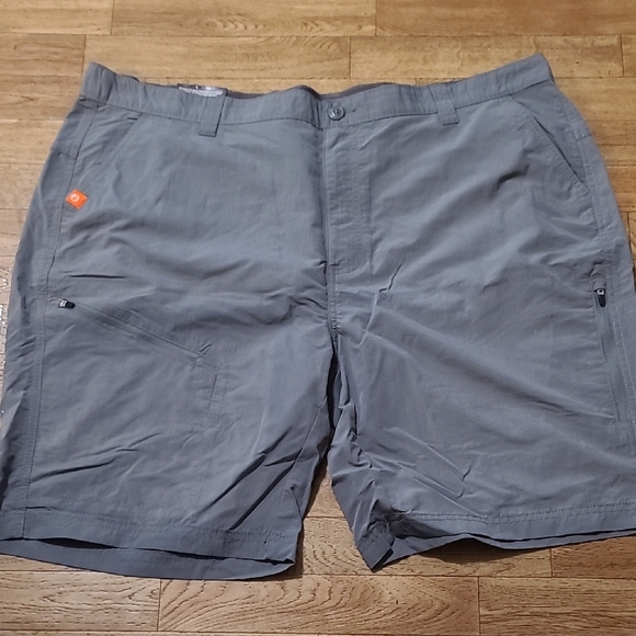 the american outdoorsman Other - Gray Hiking Shorts (D2)